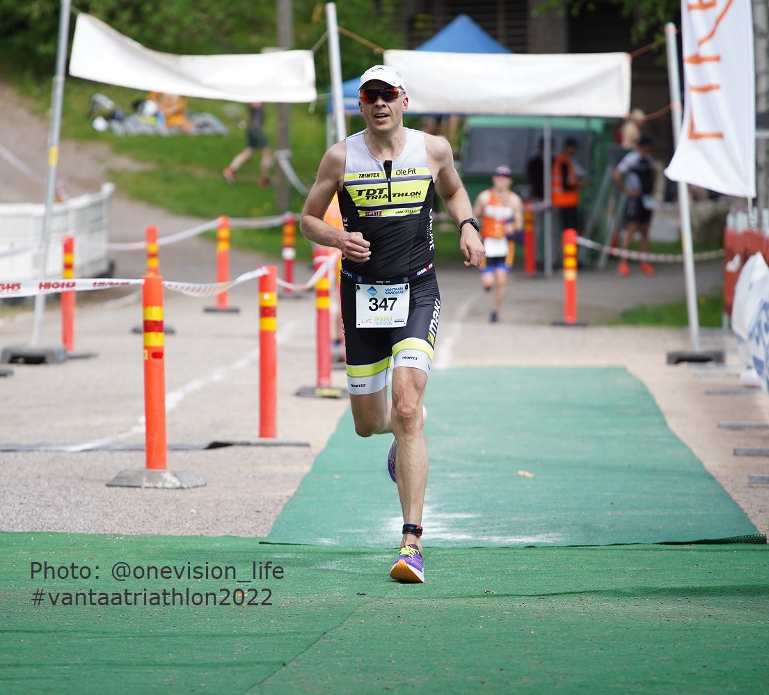 Ari en route to Ironman 2022